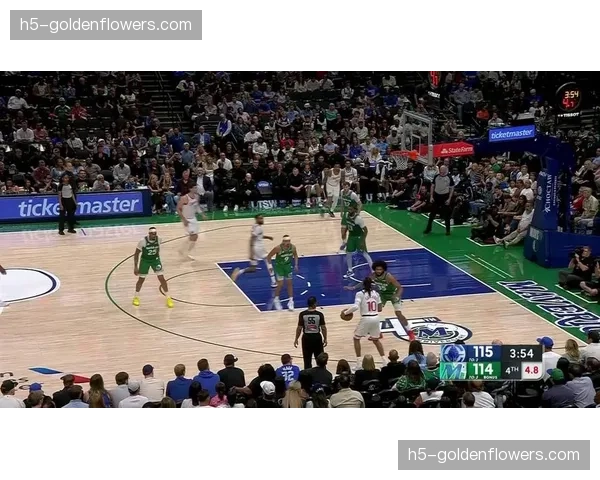 数据模型预测：独行侠对阵快船的系列赛晋级概率为51%对49%