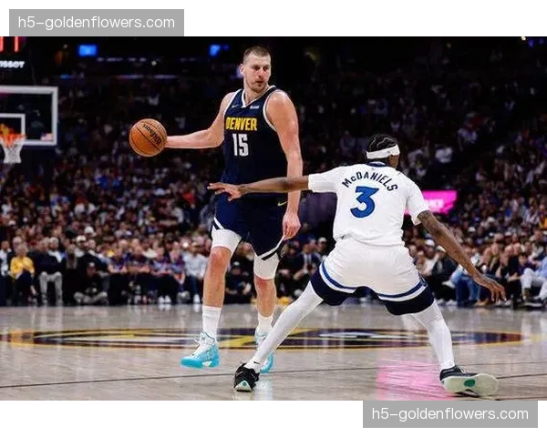 掘金主场球迷高喊MVP，约基奇赛后与球迷互动